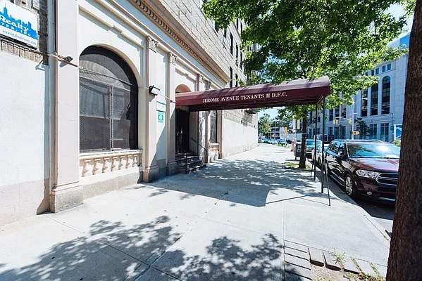 Sold by MVM Realty Services LLC | media 2