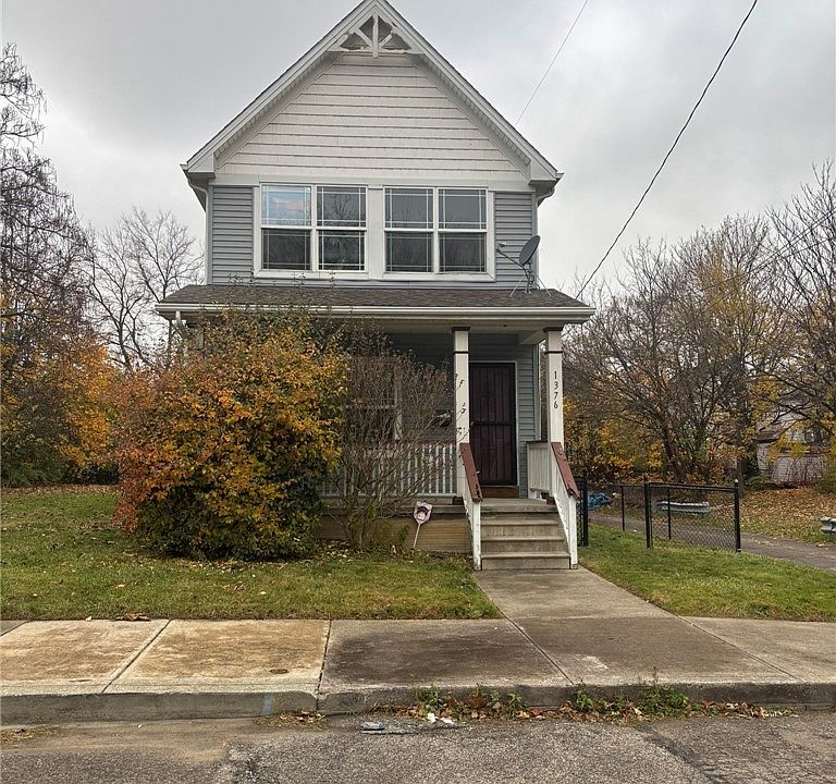 1st image of 1376 E 125th St