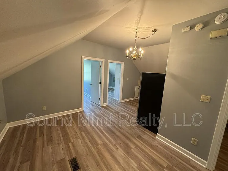 236 N Orange St #A — Photo 1