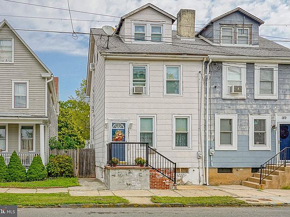 3rd image of 151 Mount Holly Ave
