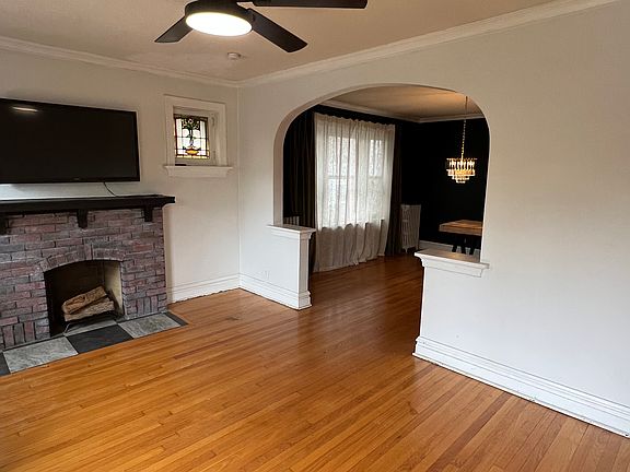 5th image of 4200 Lawn Ave Unit A