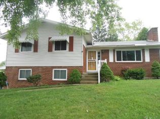 2300 Derr Rd, Springfield, OH 45503