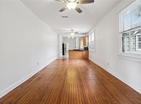 3rd image of 2720 Palmer Ave