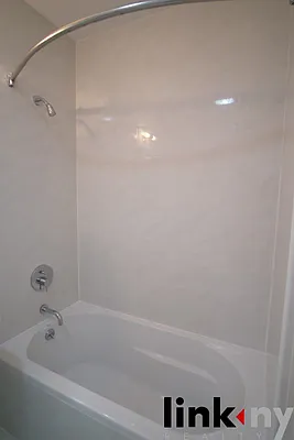 Rented by Link NY Realty | media 43