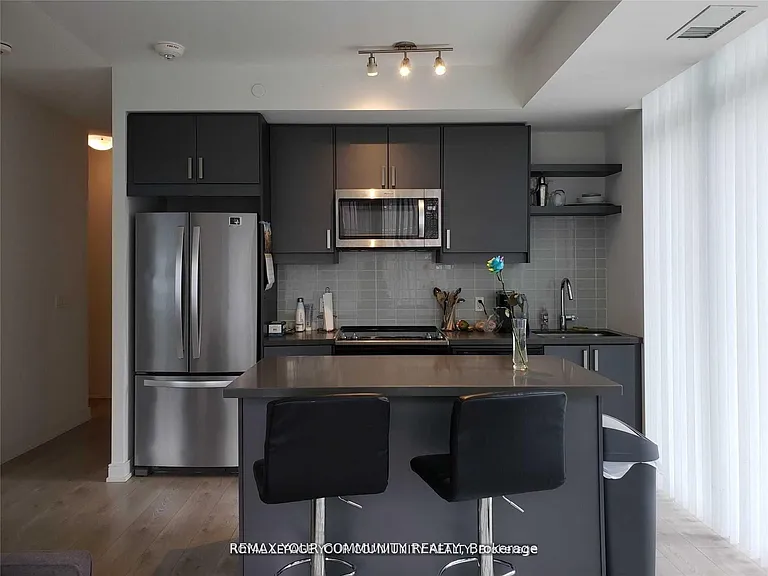 50 Wellesley St E #502 — Photo 3