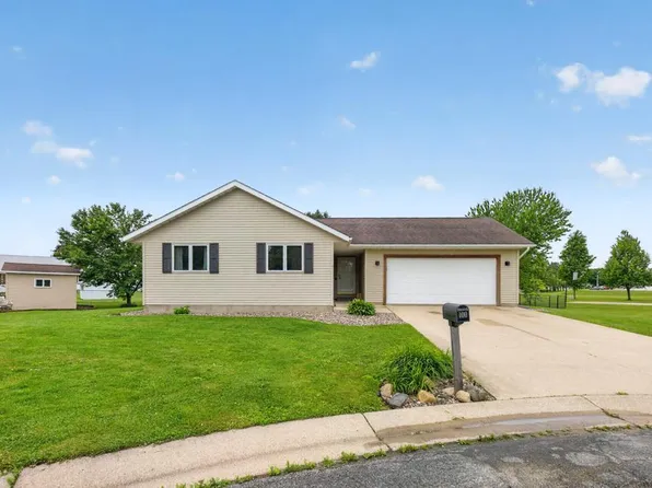 100 Capelle St, Spring Valley, MN 55975