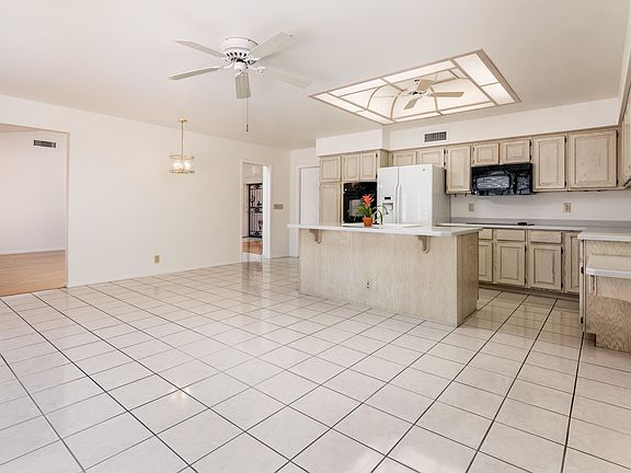 5th image of 7850 E Meseto Ave