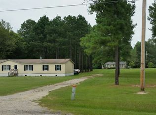 10161 Academy Rd, Laurinburg, NC 28352