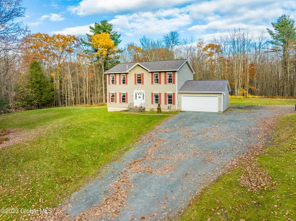 74 Foster Road, Cropseyville, NY 12052