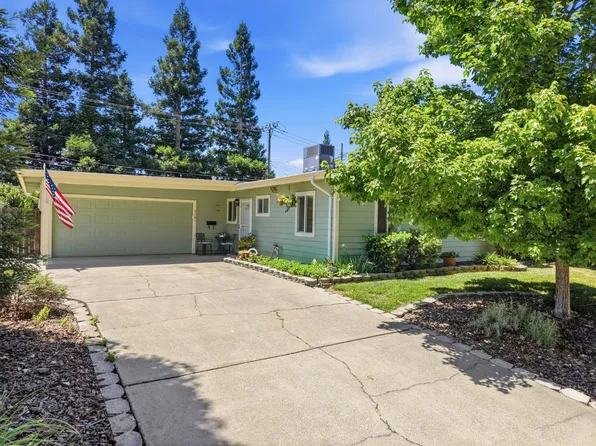 3701 Chamberlain Way, Carmichael, CA 95608