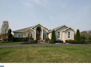 9 Cameron Ln, Lumberton, NJ 08048