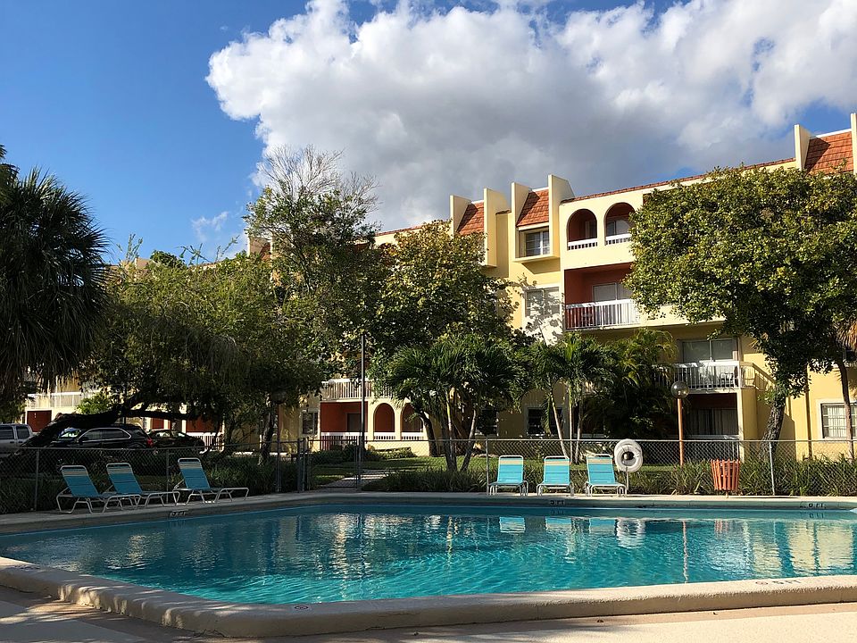 1st image of 7720 Camino Real E #205