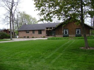 18379 Kickapoo Ln, Hudson, IL 61748