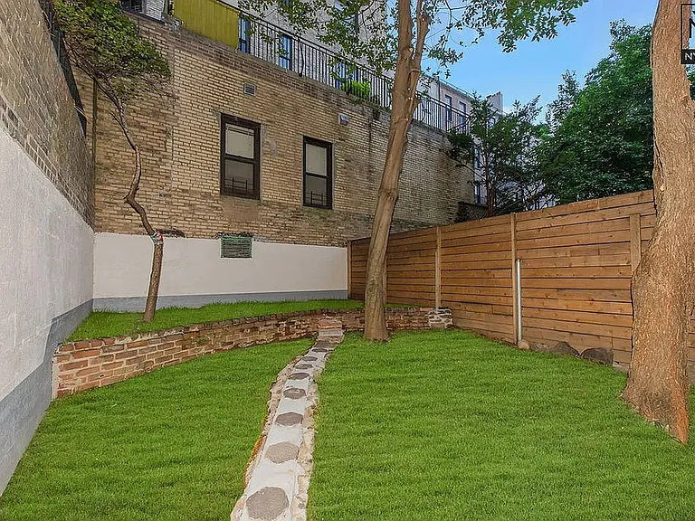 4 W 83rd St #GARDEN — Photo 20