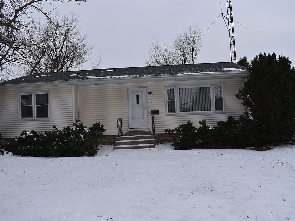 1st image of 211 N Monroe St