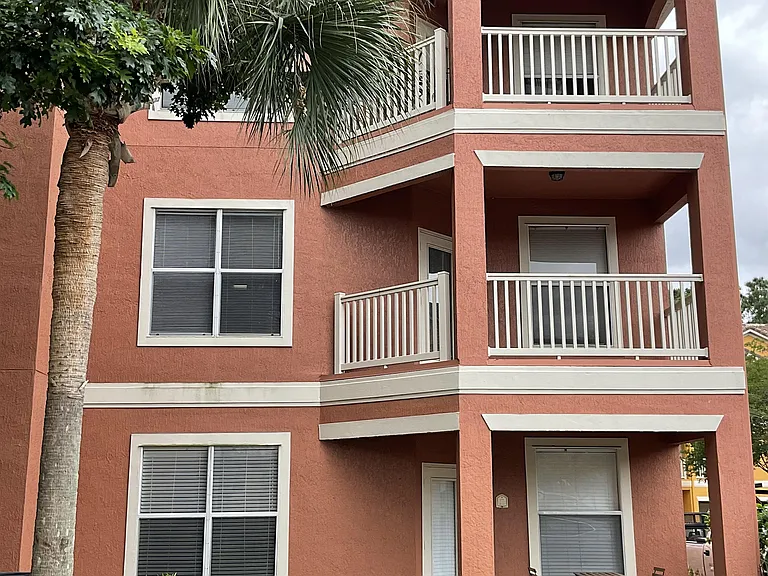 8813 Villa View Cir #204-8813VVC204 — Photo 3