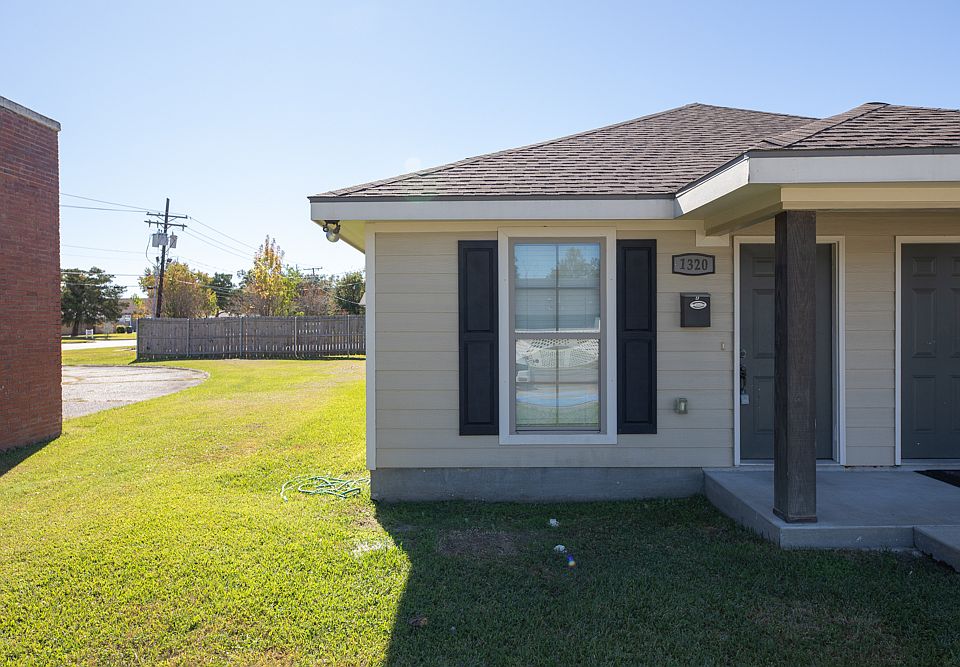 1320A-OAK-PARK-BLVD_11172025