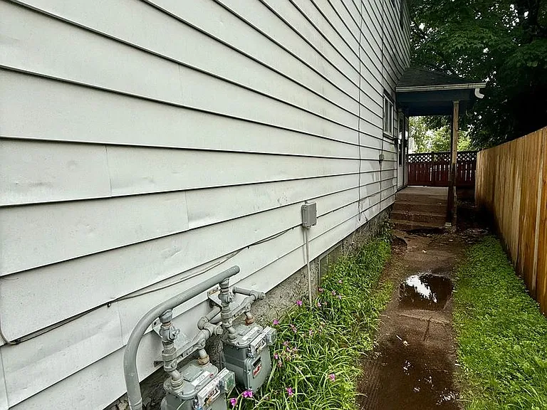 309 Garfield Ave — Photo 10