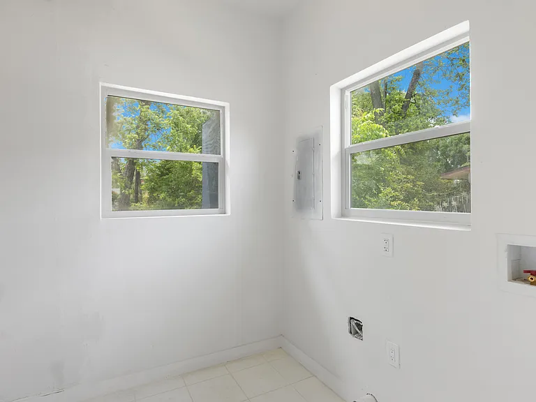 1144 Denver Blvd — Photo 12
