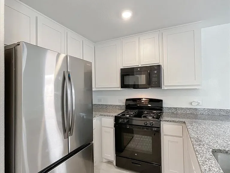 3316 Turkey Trot Ln — Photo 12