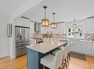 39 Holmes St, Braintree, MA 02184