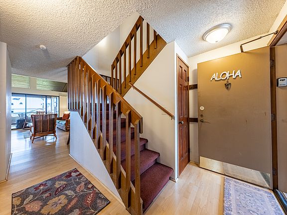 2nd image of 68-3840 Lua Kula St APT D204