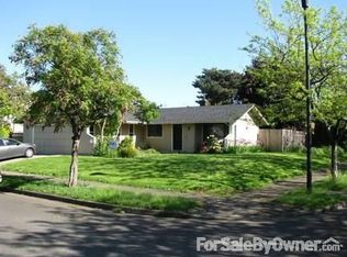 3852 Polar Ave, Eugene, OR 97401