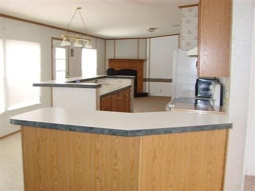 4th image of 102 Leonard Dr