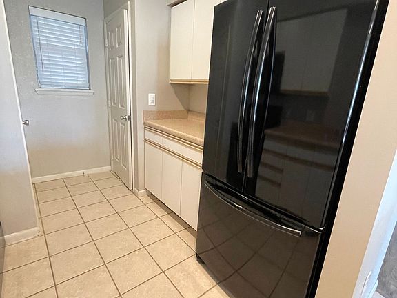 5th image of 160 W Rockford Dr