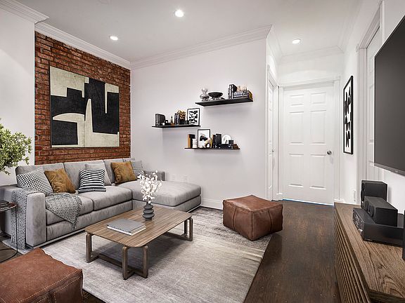 3rd image of 328 E 4th St #G1