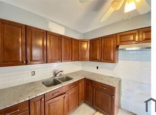 3819 W 84th St, Chicago, IL 60652