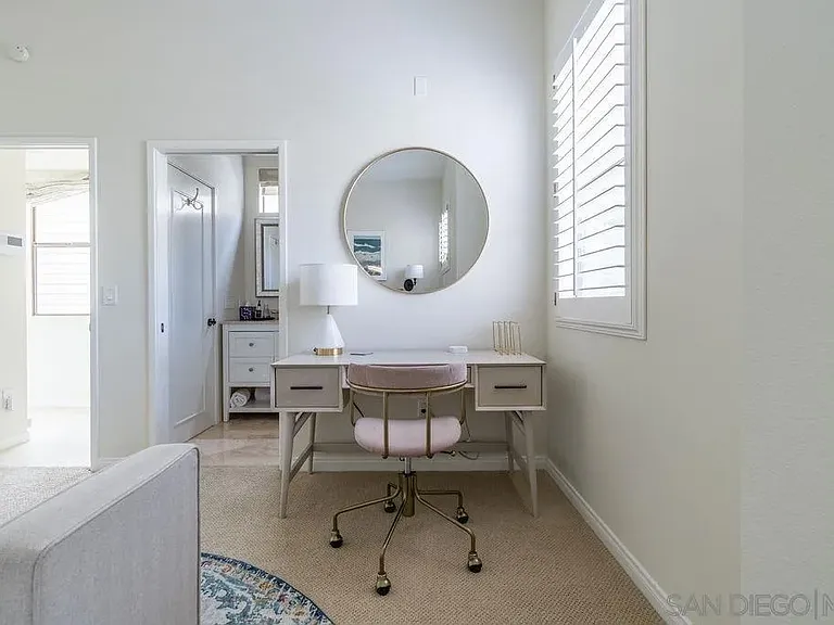 2508 Manchester Ave — Photo 32