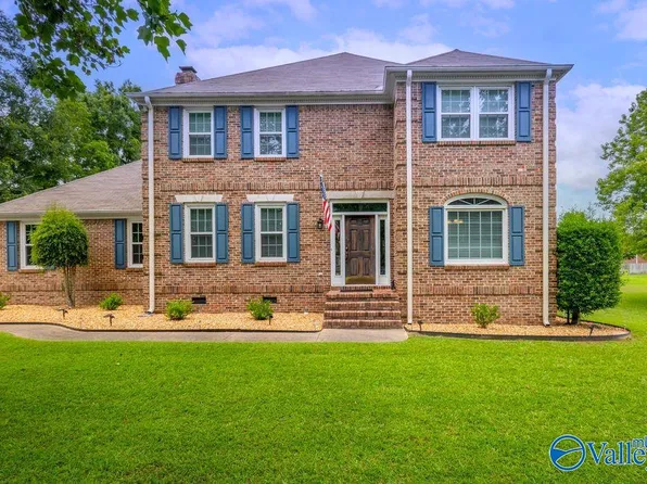 106 Mar Lyn Dr, Gadsden, AL 35901