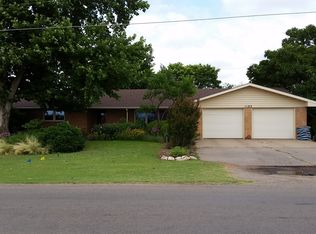 1103 Skyline Dr, Alva, OK 73717