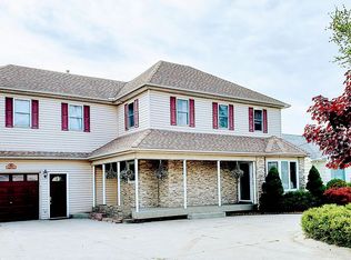 7860 Vernier Ln, Fair Haven, MI
