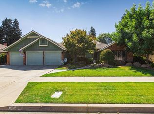 7785 N 9th St, Fresno, CA