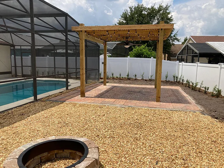 11318 Carabelee Cir — Photo 35
