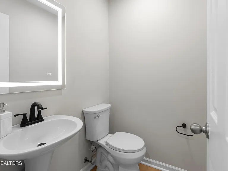 8860 Brucewood Ln — Photo 23