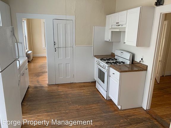 4th image of 236 South St APT 1L