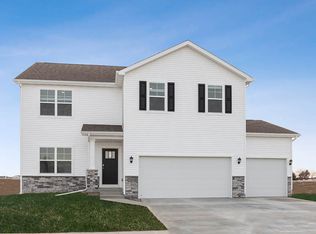 1128 32nd St SE, Altoona, IA 50009