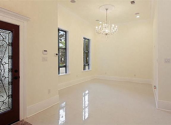 5th image of 1733 Ursulines Ave