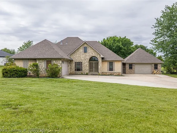 108722 S 4768th Rd, Roland, OK 74954