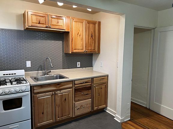 4th image of 1810 Silver Ave SE #B