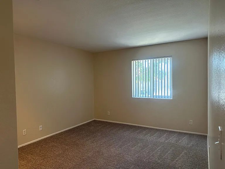 Corona Pointe Resort — Photo 125