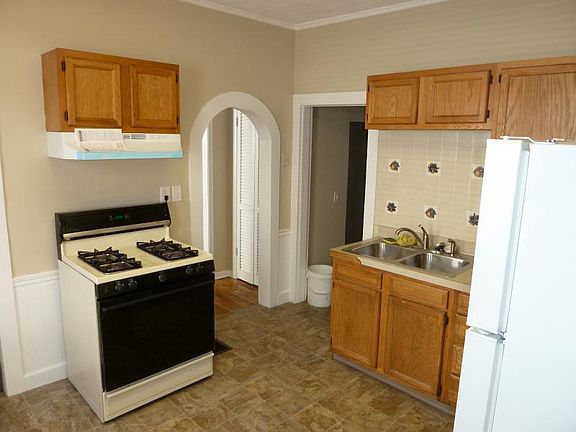 4th image of 1043 Jennette Ave NW