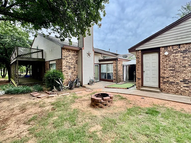 428 Sundance Ln — Photo 23