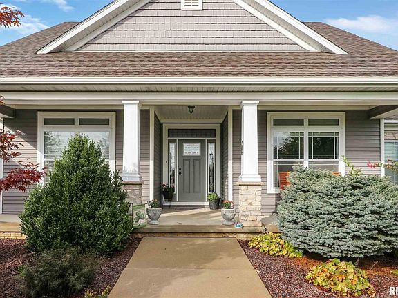 3rd image of 3 Briarwood Ln