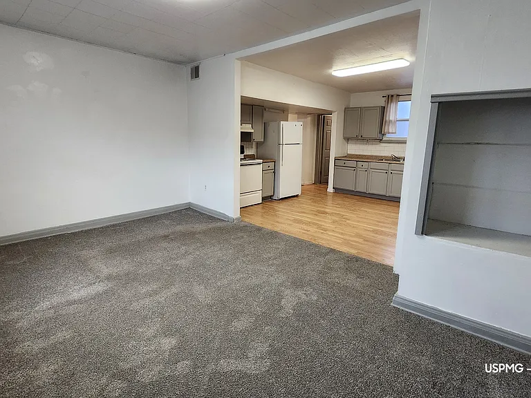 225 Harrison Ave #2 — Photo 5