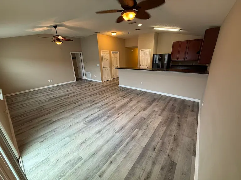 76674 Timbercreek Blvd — Photo 8