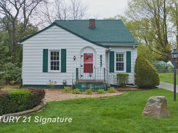 6247 Rowley Blvd, Waterford, MI 48329